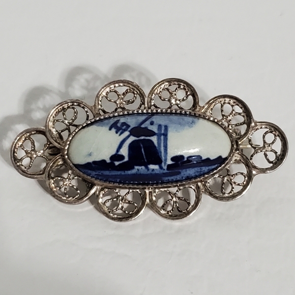 Delfts Silver Filigree Brooch Pin Windmill C Clasp Holland - Picture 1 of 5